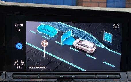 Volkswagen Golf VIII, 2022 год, 3 200 000 рублей, 11 фотография