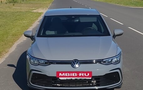 Volkswagen Golf VIII, 2022 год, 3 200 000 рублей, 8 фотография