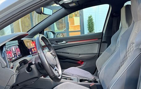 Volkswagen Golf VIII, 2022 год, 3 200 000 рублей, 16 фотография