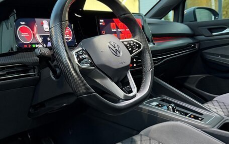 Volkswagen Golf VIII, 2022 год, 3 200 000 рублей, 14 фотография