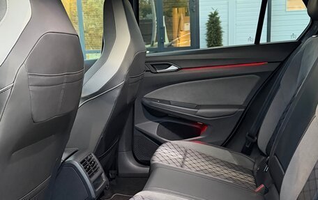 Volkswagen Golf VIII, 2022 год, 3 200 000 рублей, 17 фотография