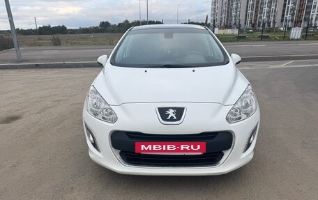 Peugeot 308 II, 2012 год, 649 000 рублей, 2 фотография