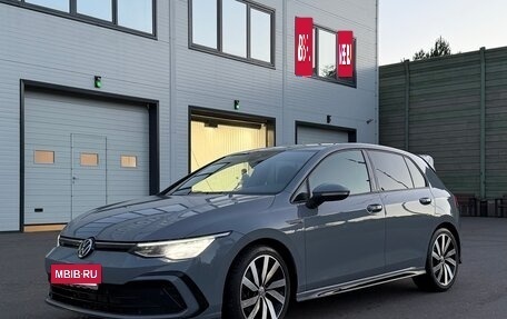Volkswagen Golf VIII, 2022 год, 3 200 000 рублей, 23 фотография