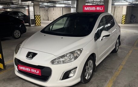 Peugeot 308 II, 2012 год, 649 000 рублей, 13 фотография