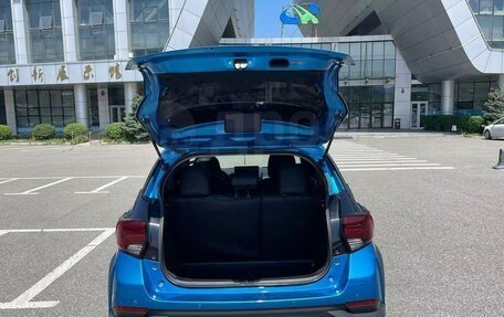 Toyota Yaris XP150 рестайлинг, 2022 год, 1 395 000 рублей, 10 фотография