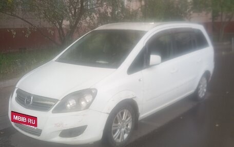 Opel Zafira B, 2012 год, 200 000 рублей, 1 фотография