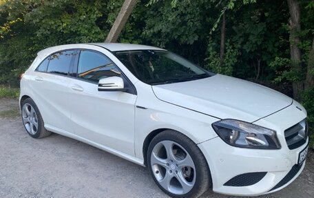 Mercedes-Benz A-Класс, 2013 год, 1 650 000 рублей, 2 фотография