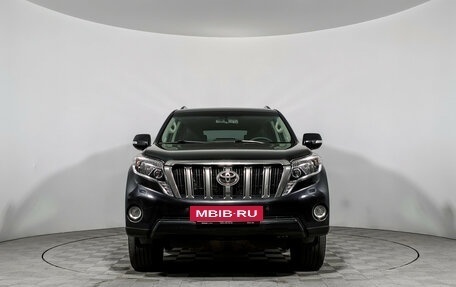 Toyota Land Cruiser Prado 150 рестайлинг 2, 2015 год, 2 990 000 рублей, 2 фотография
