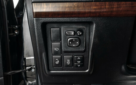 Toyota Land Cruiser Prado 150 рестайлинг 2, 2015 год, 2 990 000 рублей, 22 фотография