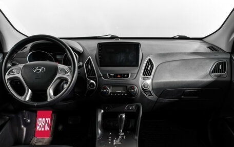 Hyundai ix35 I рестайлинг, 2012 год, 890 000 рублей, 14 фотография