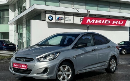 Hyundai Solaris II рестайлинг, 2011 год, 747 000 рублей, 1 фотография
