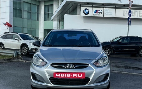 Hyundai Solaris II рестайлинг, 2011 год, 747 000 рублей, 2 фотография