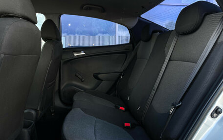 Hyundai Solaris II рестайлинг, 2011 год, 747 000 рублей, 10 фотография