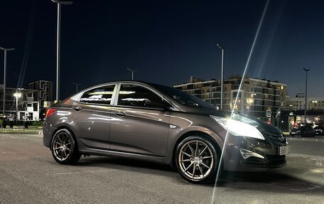 Hyundai Solaris II рестайлинг, 2016 год, 1 350 000 рублей, 1 фотография