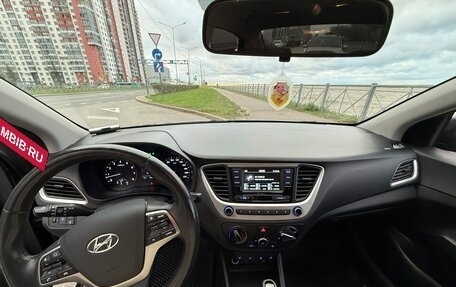Hyundai Solaris II рестайлинг, 2018 год, 1 200 000 рублей, 16 фотография