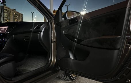 Hyundai Solaris II рестайлинг, 2016 год, 1 350 000 рублей, 5 фотография
