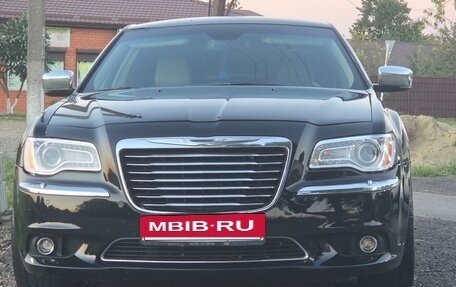Chrysler 300C II, 2012 год, 1 500 000 рублей, 5 фотография