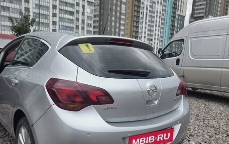 Opel Astra J, 2012 год, 590 000 рублей, 3 фотография