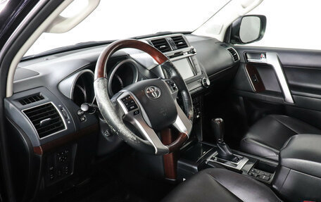 Toyota Land Cruiser Prado 150 рестайлинг 2, 2013 год, 3 597 000 рублей, 9 фотография