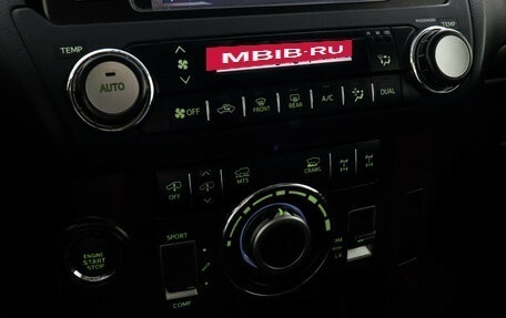 Toyota Land Cruiser Prado 150 рестайлинг 2, 2013 год, 3 597 000 рублей, 13 фотография
