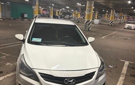 Hyundai Solaris II рестайлинг, 2015 год, 765 000 рублей, 4 фотография