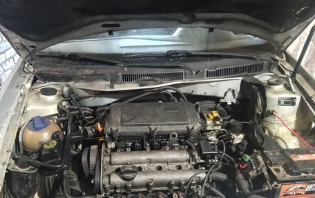 Volkswagen Golf IV, 2000 год, 100 000 рублей, 3 фотография