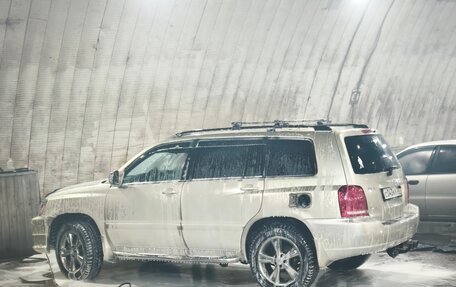 Toyota Highlander III, 2001 год, 1 400 000 рублей, 4 фотография