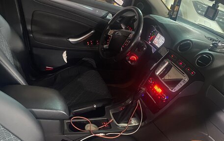 Ford Mondeo IV, 2013 год, 890 000 рублей, 10 фотография