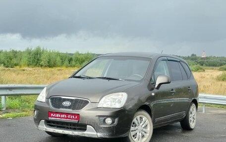 KIA Carens III (RP), 2011 год, 600 000 рублей, 1 фотография