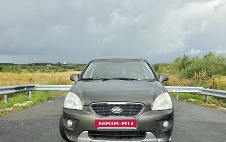 KIA Carens III (RP), 2011 год, 600 000 рублей, 2 фотография