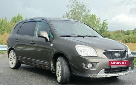 KIA Carens III (RP), 2011 год, 600 000 рублей, 3 фотография