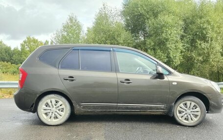 KIA Carens III (RP), 2011 год, 600 000 рублей, 4 фотография
