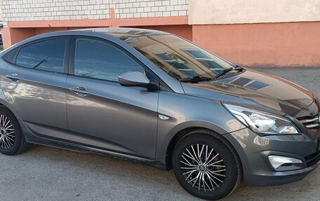 Hyundai Solaris II рестайлинг, 2014 год, 875 000 рублей, 5 фотография