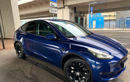 Tesla Model Y I, 2021 год, 4 340 000 рублей, 13 фотография