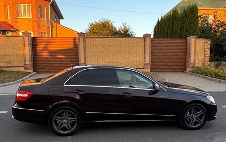 Mercedes-Benz E-Класс, 2010 год, 1 265 000 рублей, 1 фотография
