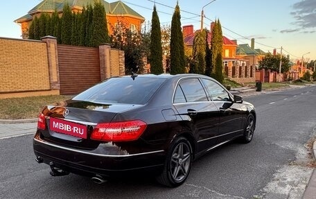 Mercedes-Benz E-Класс, 2010 год, 1 265 000 рублей, 2 фотография