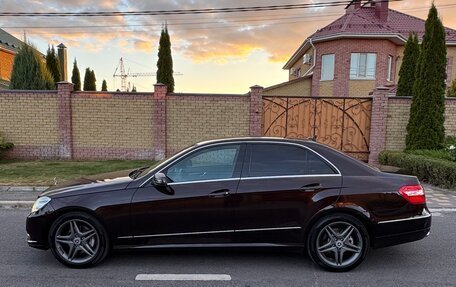 Mercedes-Benz E-Класс, 2010 год, 1 265 000 рублей, 5 фотография