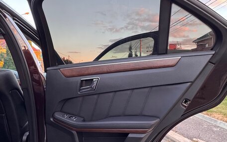 Mercedes-Benz E-Класс, 2010 год, 1 265 000 рублей, 15 фотография