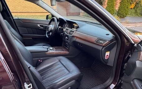 Mercedes-Benz E-Класс, 2010 год, 1 265 000 рублей, 12 фотография