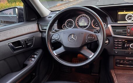 Mercedes-Benz E-Класс, 2010 год, 1 265 000 рублей, 24 фотография