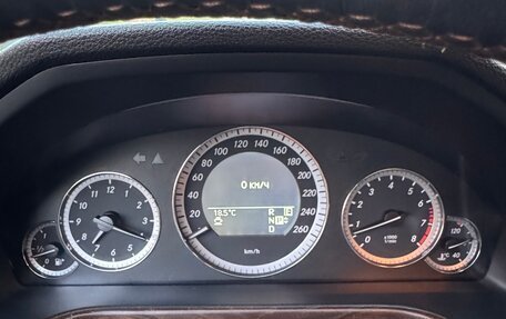 Mercedes-Benz E-Класс, 2010 год, 1 265 000 рублей, 29 фотография
