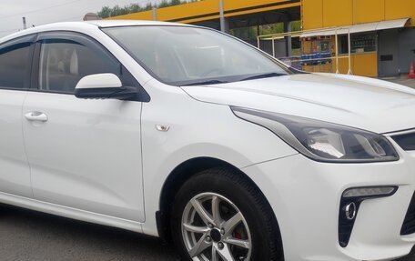KIA Rio IV, 2018 год, 1 350 000 рублей, 6 фотография