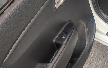 KIA Rio IV, 2018 год, 1 350 000 рублей, 10 фотография