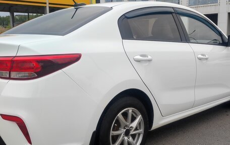 KIA Rio IV, 2018 год, 1 350 000 рублей, 5 фотография