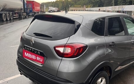 Renault Kaptur I рестайлинг, 2018 год, 1 300 000 рублей, 5 фотография