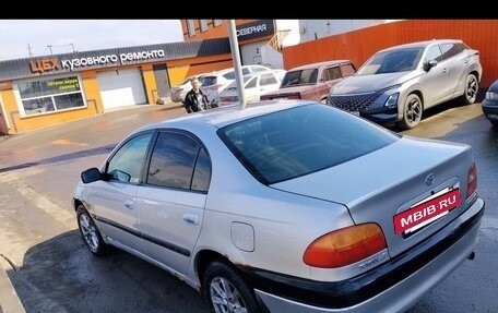 Toyota Avensis III рестайлинг, 1999 год, 260 000 рублей, 8 фотография