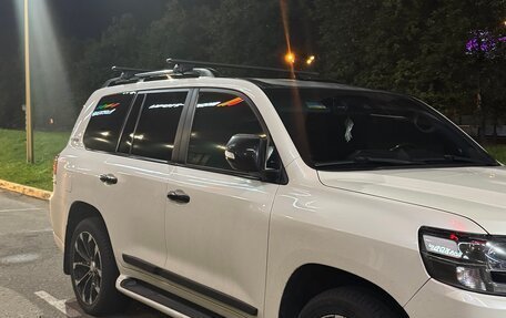 Toyota Land Cruiser 200, 2018 год, 6 800 000 рублей, 1 фотография