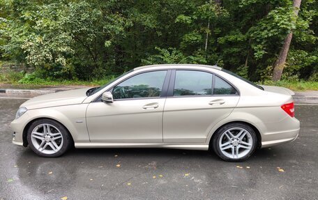 Mercedes-Benz C-Класс, 2011 год, 1 400 000 рублей, 2 фотография