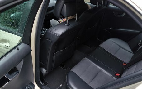 Mercedes-Benz C-Класс, 2011 год, 1 400 000 рублей, 13 фотография