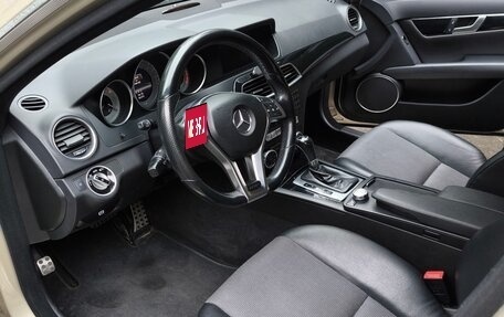 Mercedes-Benz C-Класс, 2011 год, 1 400 000 рублей, 12 фотография
